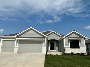 13800 NW 71st St, Kansas City, MO 64152