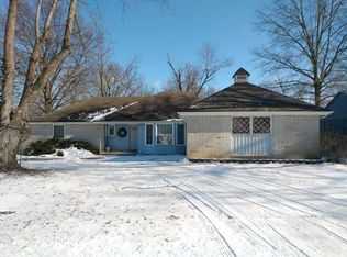 8525 Maywood Ave, Raytown, MO 64138