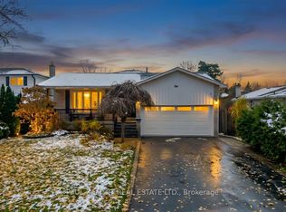 1 Banquo Rd, Markham, ON L3T 3G9