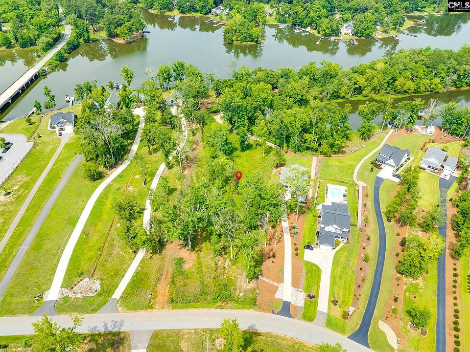 1st image of 6 Longview Dr