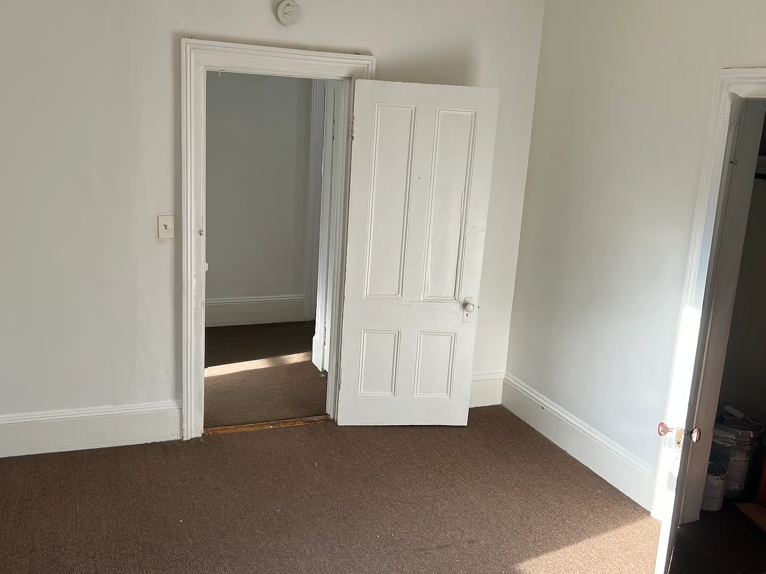 3 bed, 1800 sqft, $2,200 — Photo 4
