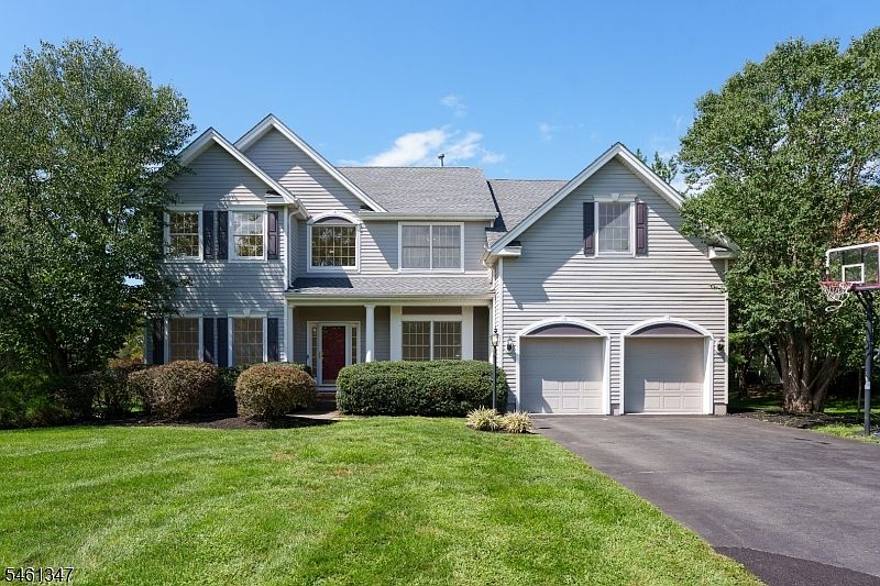 1st image of 11 Tanglewood Ct