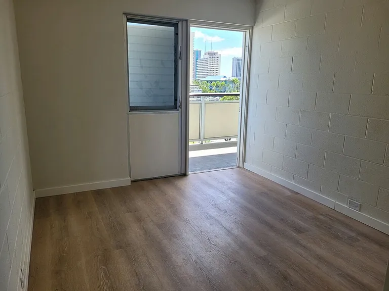 509 University Ave #602-1 — Photo 11