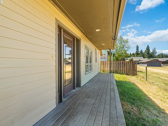 2nd image of 2850 Cottage Ln