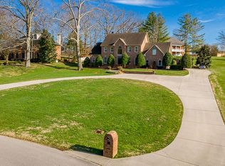 741 Russell Strausse Rd, Cookeville, TN 38501