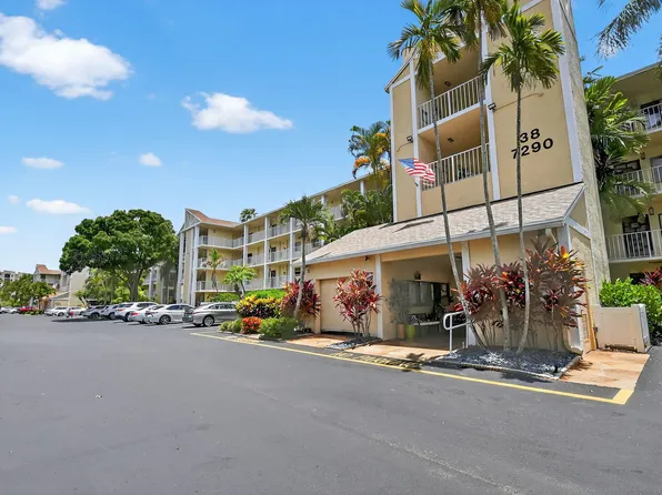 7290 Ashford Place #201, Delray Beach, FL 33446