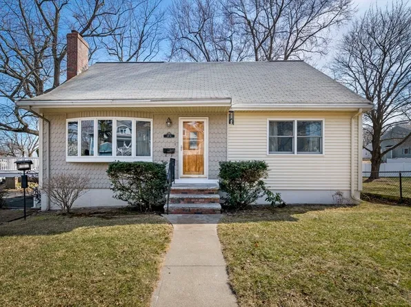 28-28 Winthrop Ave #A, Beverly, MA 01915