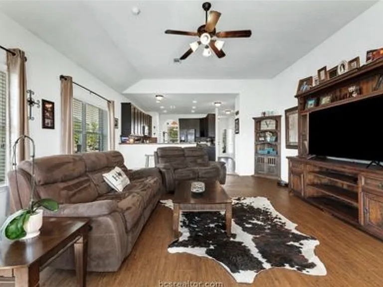 215 Boulder Dr — Photo 8