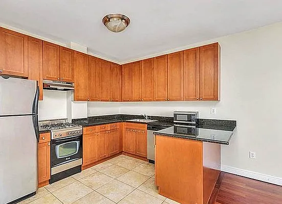 Rented by Compass | media 21