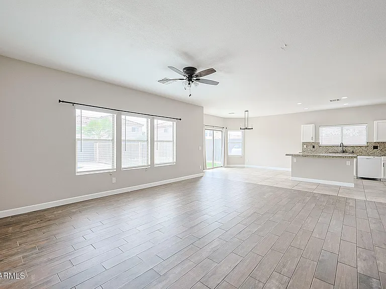 15569 W Gelding Dr — Photo 8