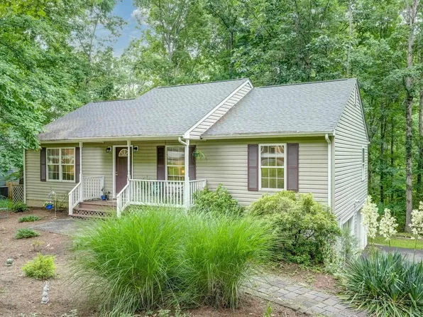 63 Turkeysag Trl, Palmyra, VA 22963