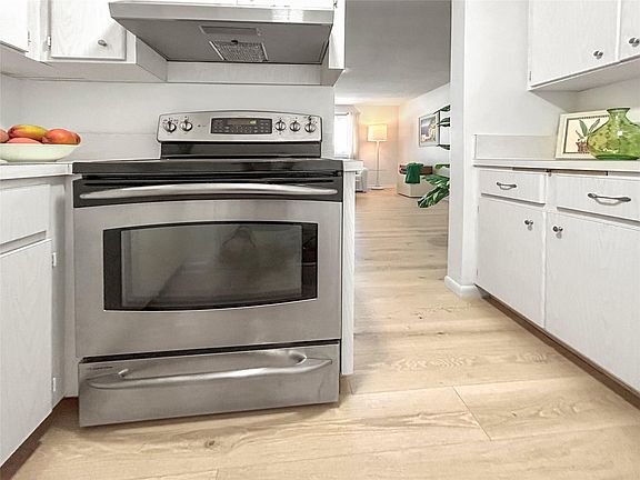 4th image of 6260 NE 18th Avenue #707