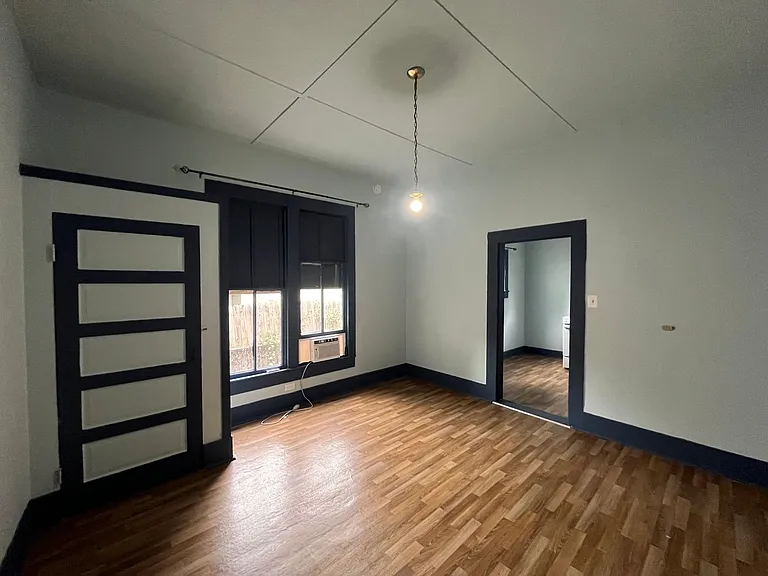 213 Cadwallader St #2 — Photo 8