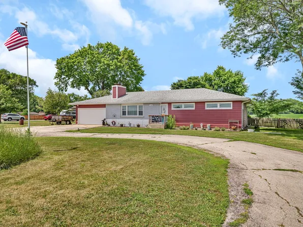 2503 Little Rock Rd, Plano, IL 60545