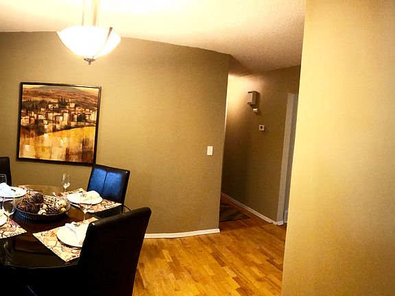 5th image of 4071 Cavell Ave N