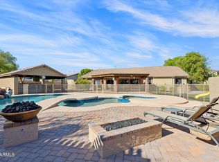 2637 E CARLA VISTA Drive, Gilbert, AZ 85295