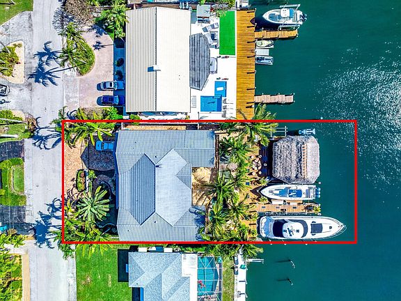 3rd image of 724 Shore Drive