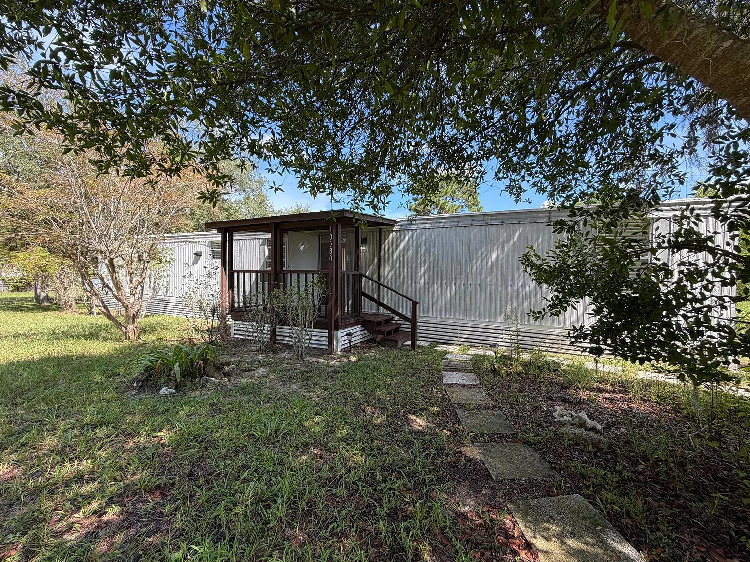 2 bed, 2.0 bath, 910 sqft, $1,500 — Photo 2
