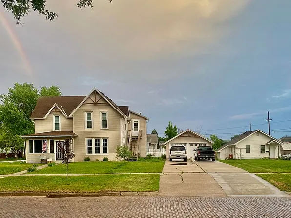 301 W 1st St, Wayne, NE 68787