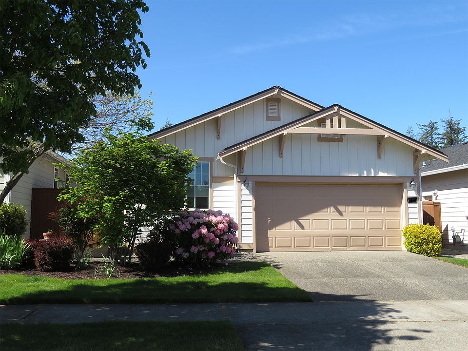 1st image of 8214 Vashon Dr NE