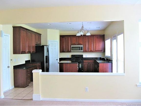 2nd image of 2006 Arbor Crest Ct
