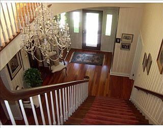 5th image of 13 Elmwood Dr