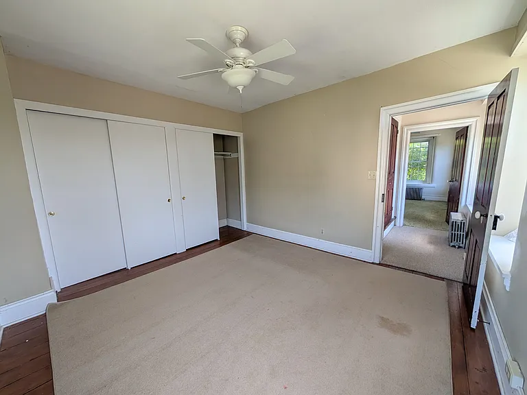 9413 Kings Hwy — Photo 9