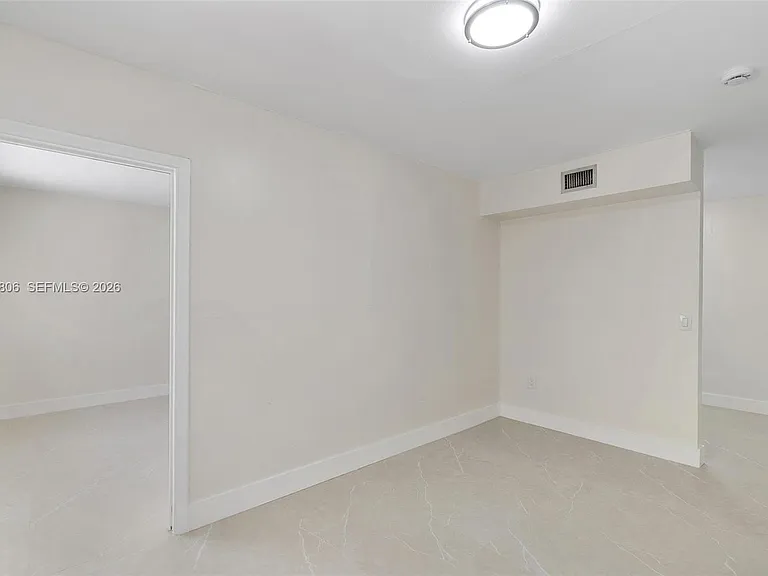 1612 SW 23rd St #1612 — Photo 28