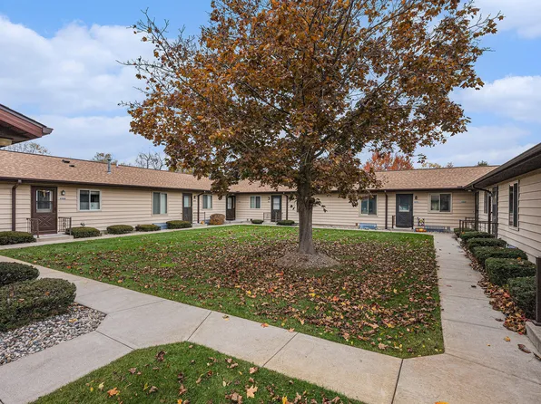 4886 Weston Ave, Kalamazoo, MI 49006