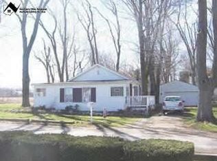 3145 Edgewater Blvd, Vermilion, OH 44089