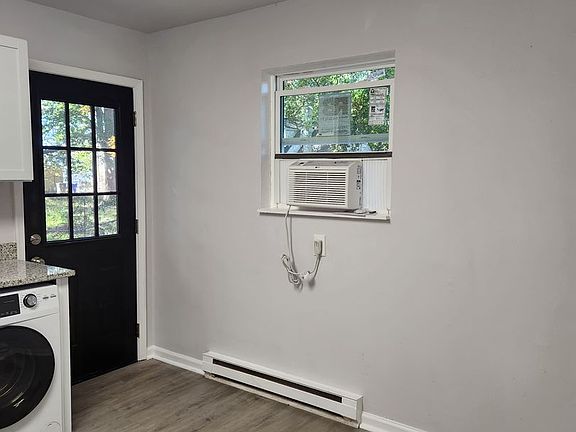 4th image of 6341 Wellington St APT B