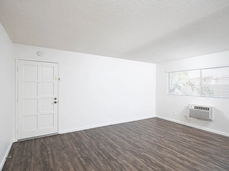 Brightwood Apartments — Photo 9
