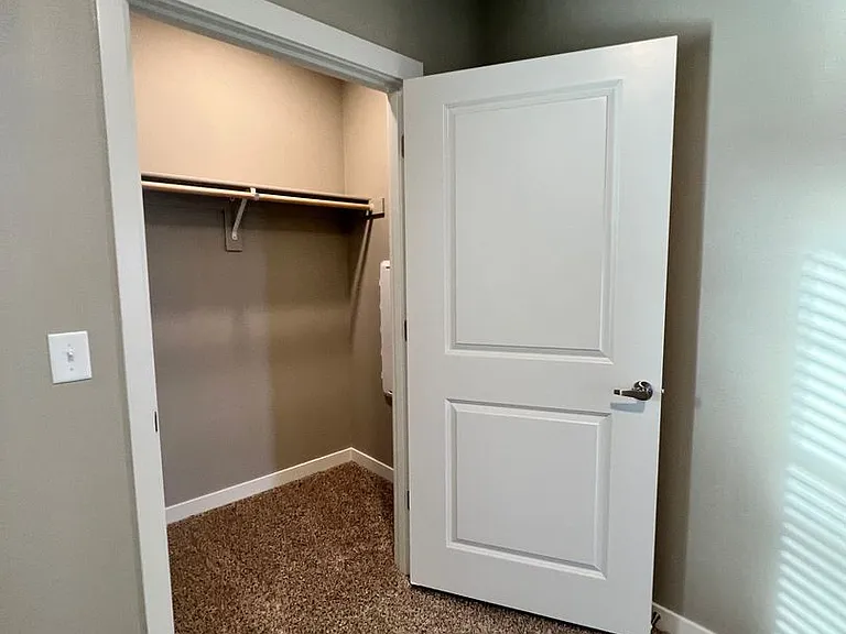 Eagle Pointe Apartments- Resort-Style Living in Albany — Photo 50