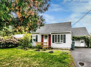 107 Kendall Dr W, East Syracuse, NY 13057