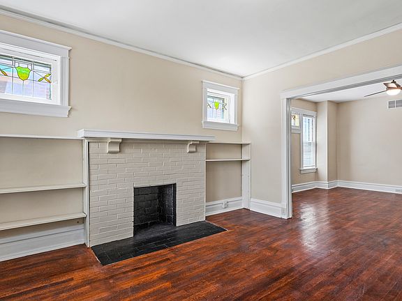 5th image of 6026-28 Pershing Ave #6028
