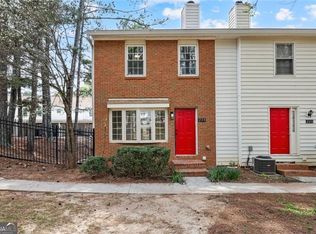 224 Chads Ford Way, Roswell, GA