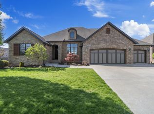 2430 E Old Ivy St, Springfield, MO 65804