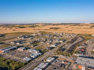 15 Toye St, Red Deer, AB T4P0Y5