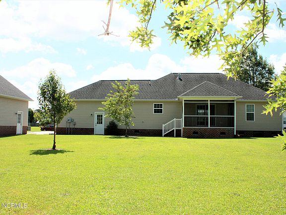 4th image of 318 Tradewinds Way