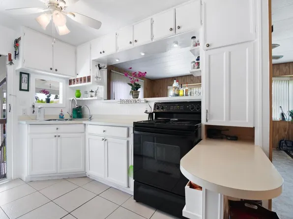 2 Galicia Lane, Port St Lucie, FL 34952