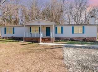 4145 Macarthur St, Winston Salem, NC 27107