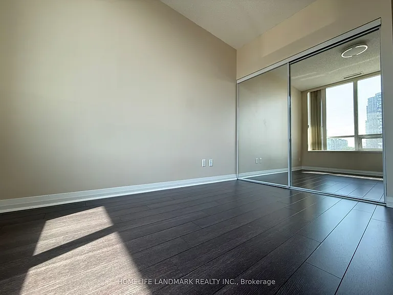 55 Eglinton Ave W #109 — Photo 37