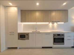 13318 104th Ave #507, Surrey, BC V3T 0R2