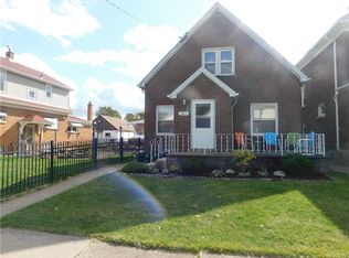 2415 Woodlawn Ave, Niagara Falls, NY 14301