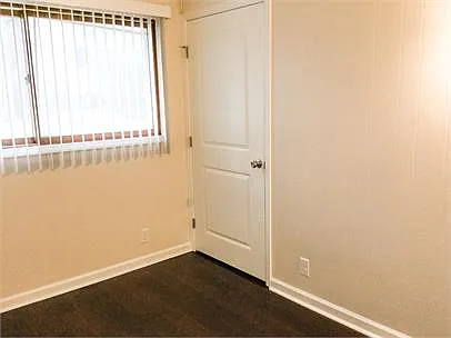 1552 Coombs Dr #2 — Photo 10