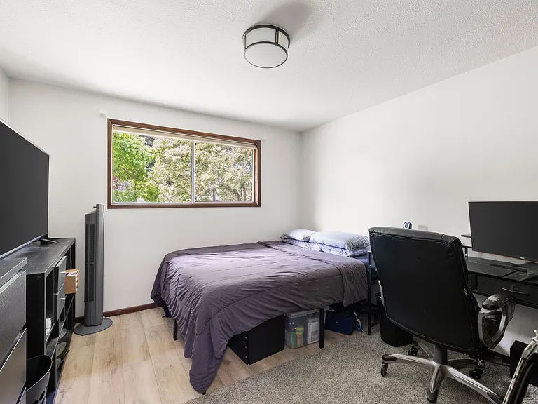 565 Barton Ave #565 — Photo 18