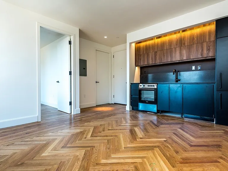 1 Duffield St #582 — Photo 1