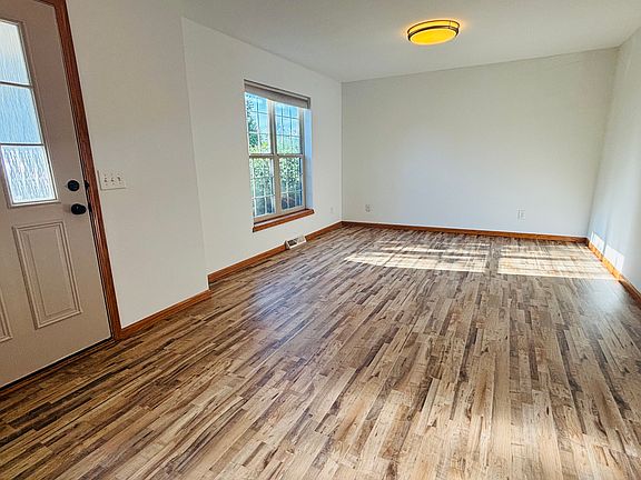 3rd image of 1587 Don Simon Dr