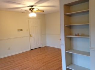 10 Cloverwood Ct APT 204, Baltimore, MD 21221