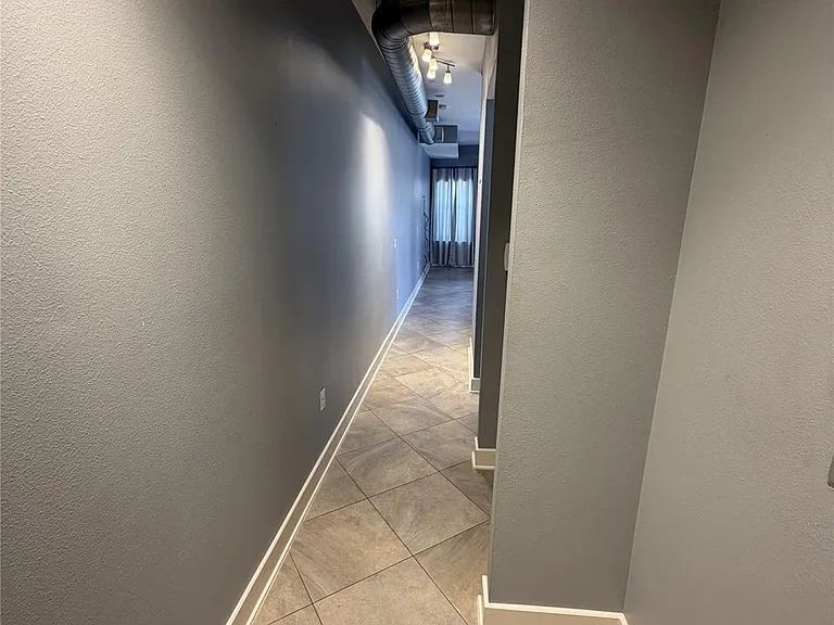 1011 Studemont St #101 — Photo 12